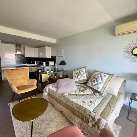 Bijoux Apartment